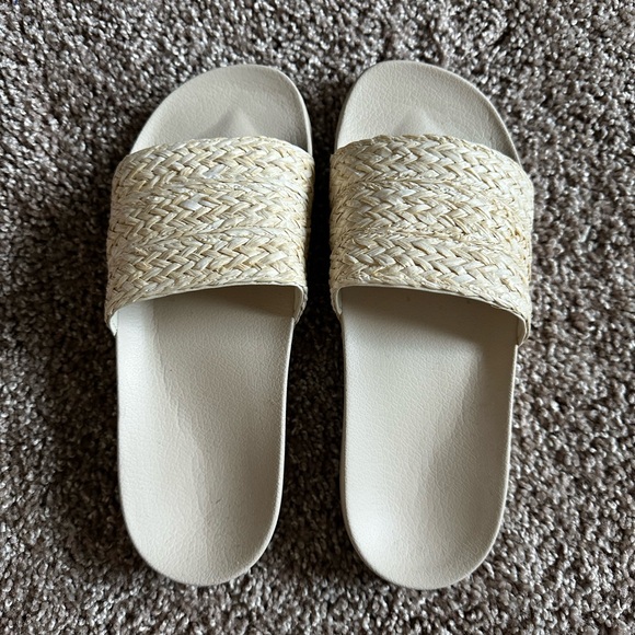 Roxy Shoes - 💛ROXY SLIDES💛